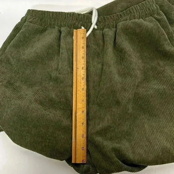Green size medium corduroy pants  romwe - Picture 7 of 7